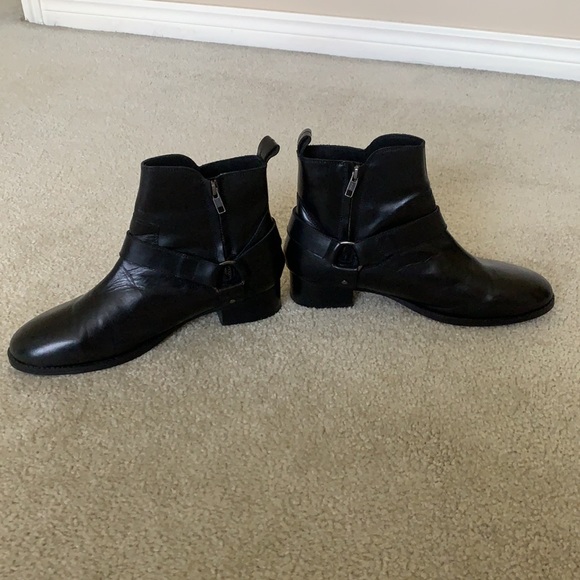 Urban Outfitters Black Boots - Picture 6 of 8